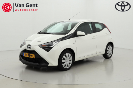 Toyota Aygo 1.0 VVT-i x-play Navigatie 5drs