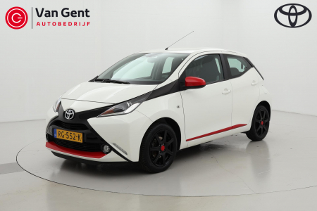 Toyota Aygo 1.0 VVT-i x-play Sport 5drs