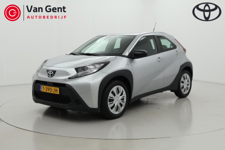 Toyota Aygo X 1.0 VVT-i MT play Apple\Android 5drs