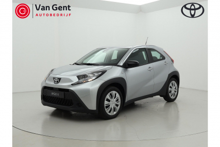 Toyota Aygo X 1.0 VVT-i S-CVT play