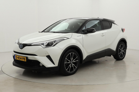 Toyota C-HR 1.8 Hybrid Style | 18 inch | Parkeersensoren voor/achter | Dodehoek detectie