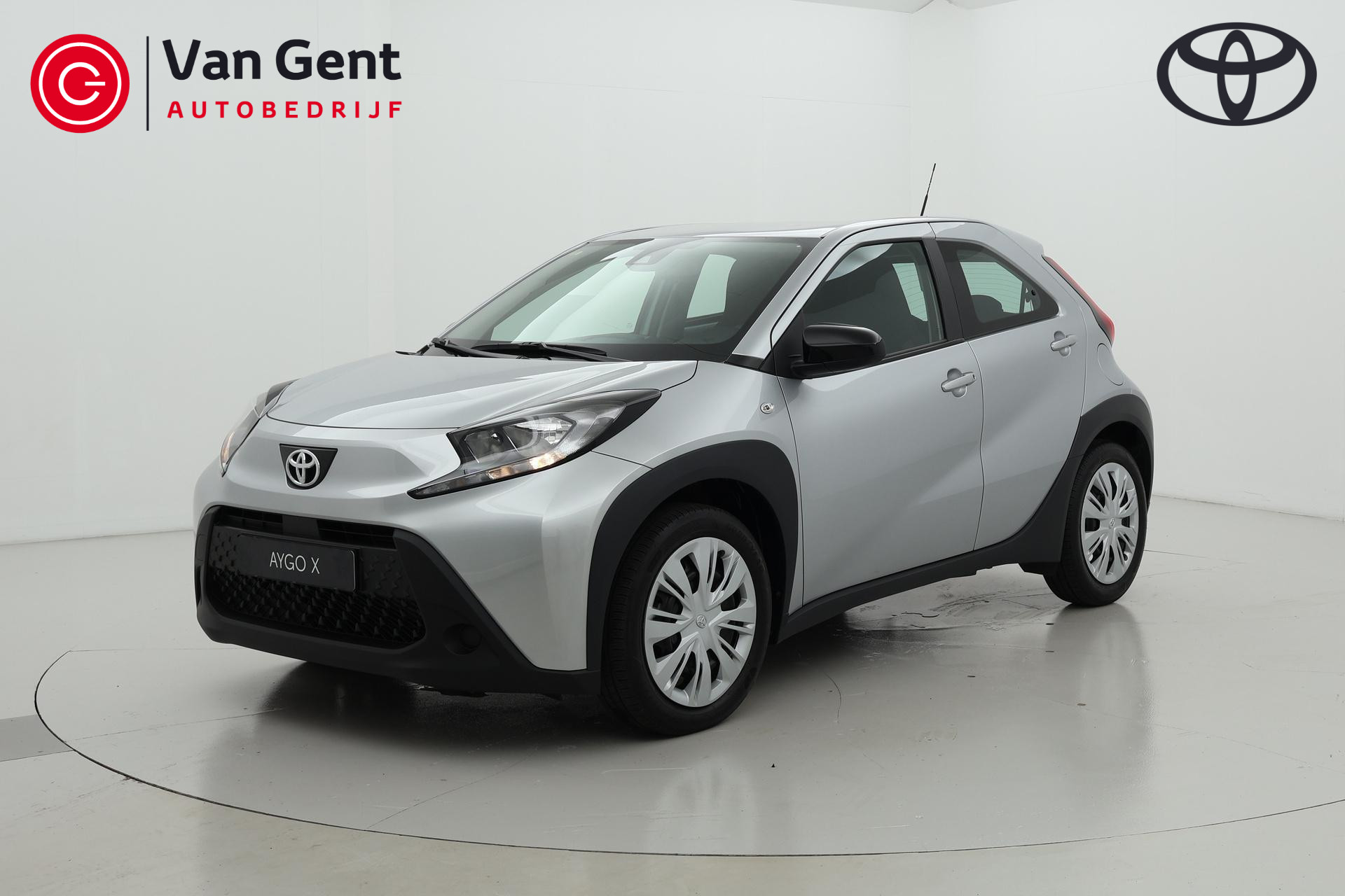 Toyota Aygo X 1.0 VVT-i S-CVT play