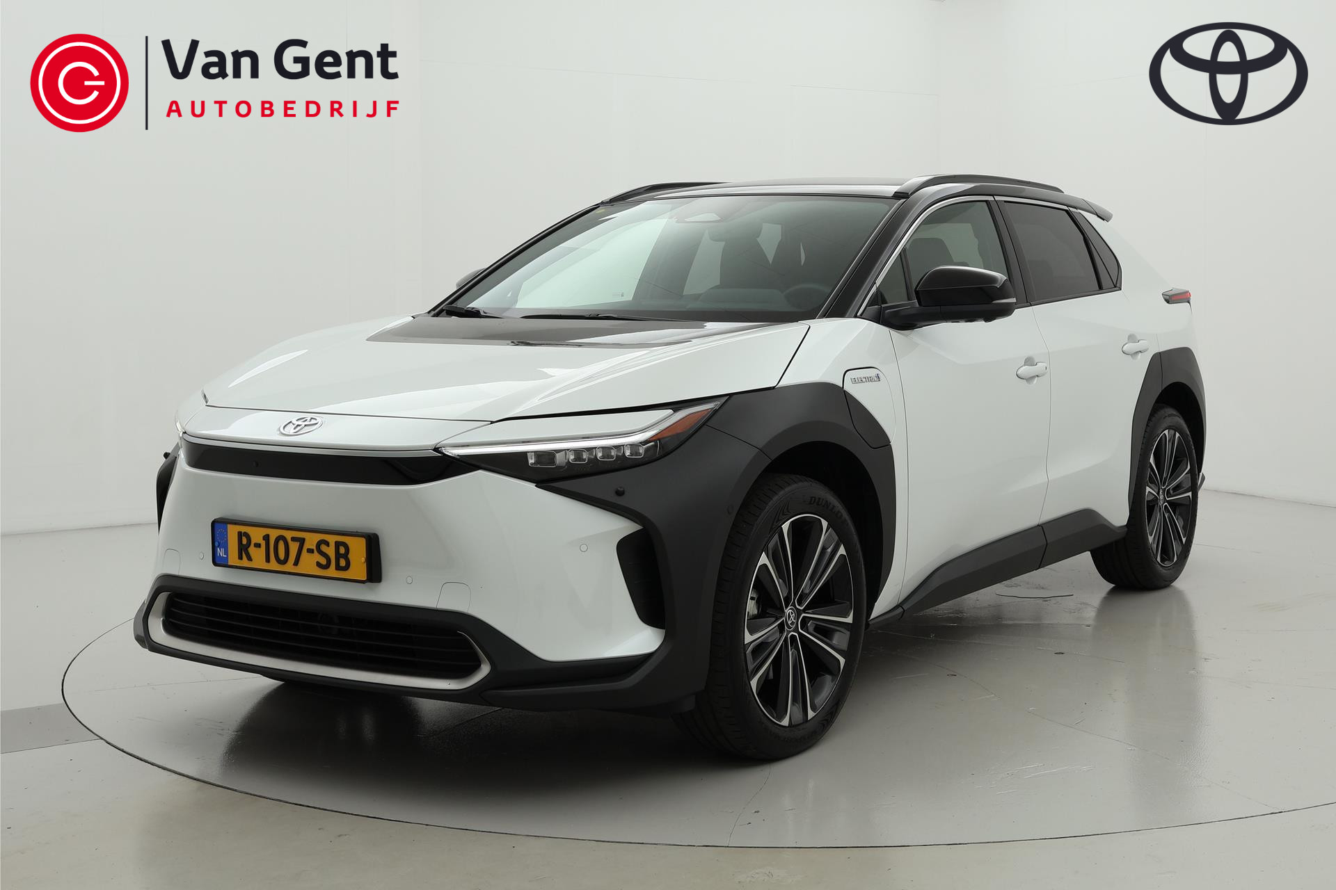 Toyota bZ4X Launch Edition Premium 71 kWh Bi-tone Panoramadak Dodehoek