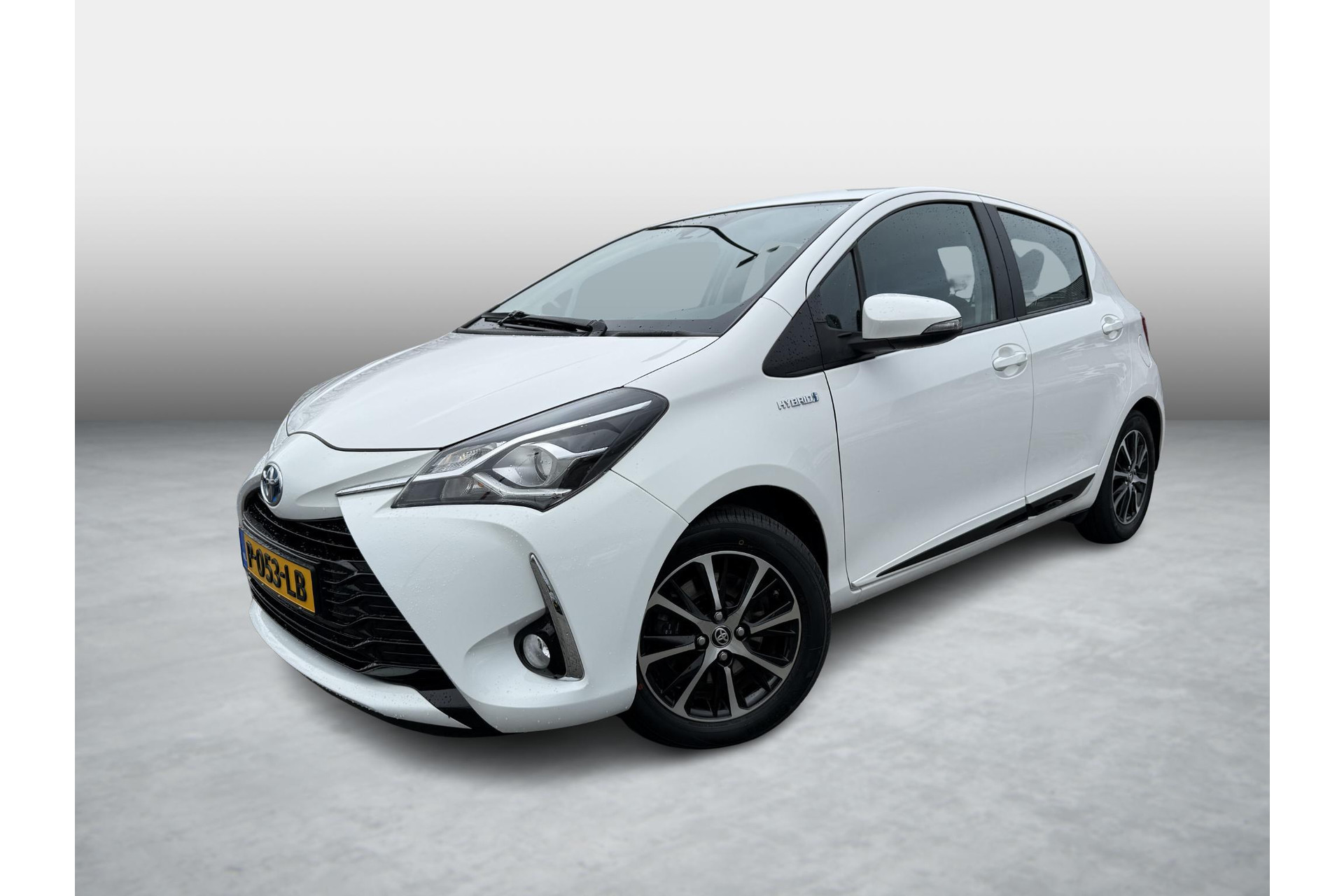 Toyota Yaris 1.5 Hybrid Design Sport